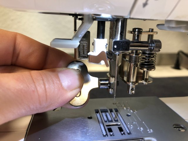anbau_freihandquiltfuss-set