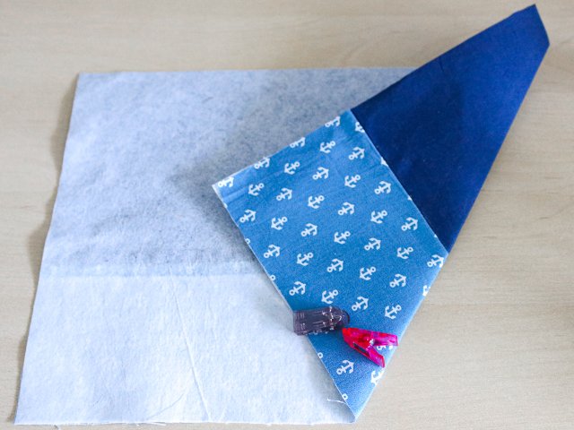 buchhuelle-maritimer-stickerei-05