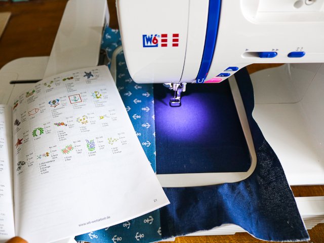 buchhuelle-maritimer-stickerei-06