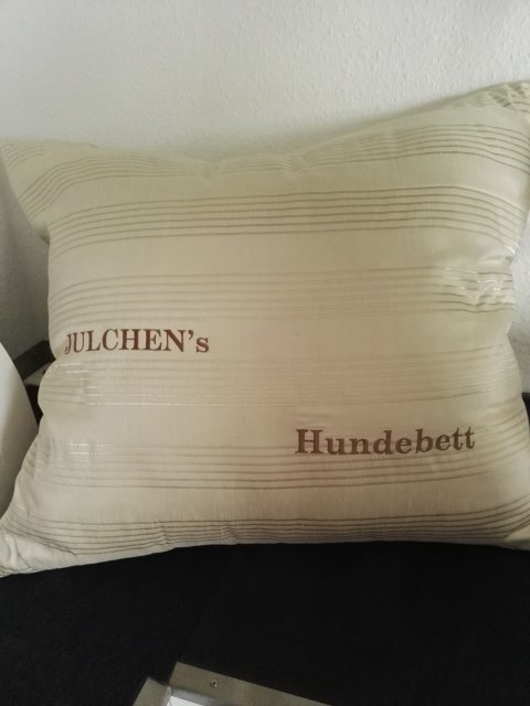 hundeschlafkissen-hundebett-1