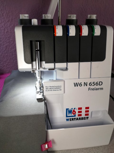 Leggins nähen mit Coverlock und Overlock