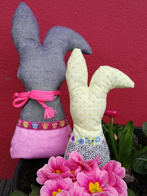osterhase-mit-bauchtasche-01