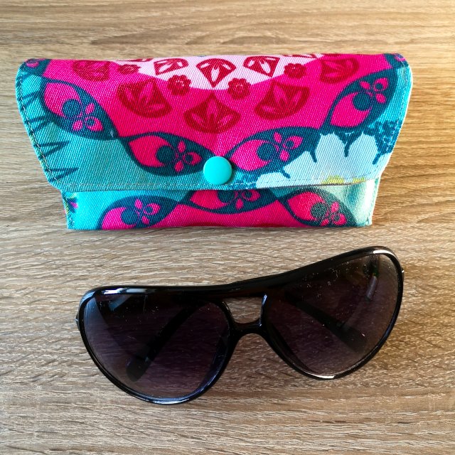 Sonnen-Brillen-Etui