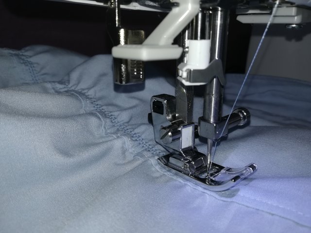upcycling-herrenhemd-zu-damenbluse-03