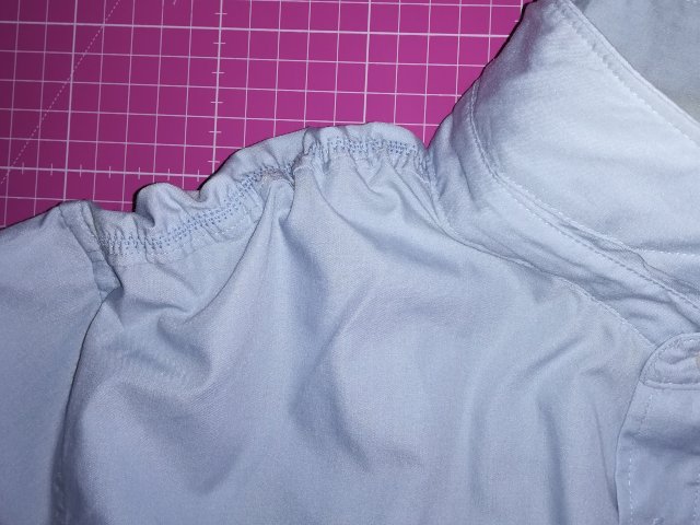 upcycling-herrenhemd-zu-damenbluse-05