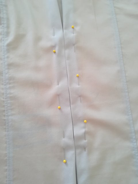 upcycling-herrenhemd-zu-damenbluse-07