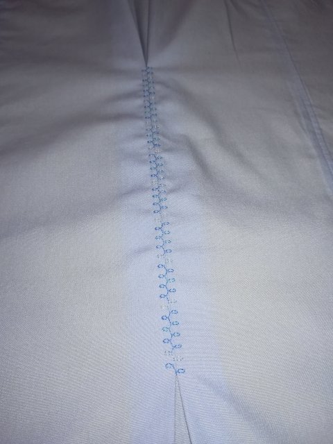upcycling-herrenhemd-zu-damenbluse-11