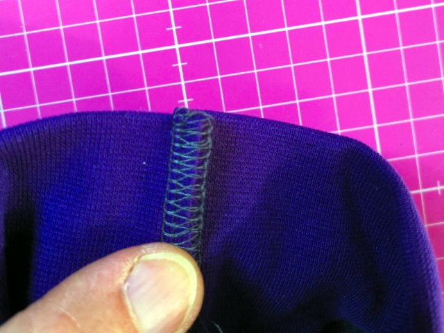 yogahose-buendchen-overlock-17