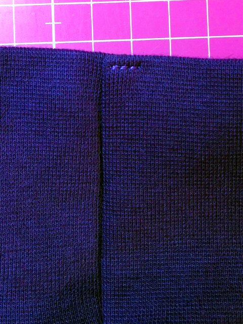yogahose-buendchen-overlock-19